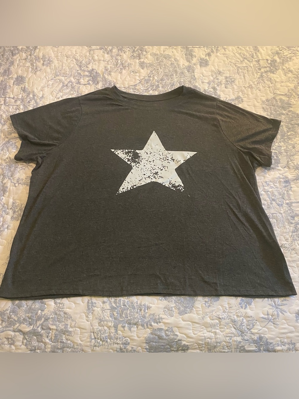 Relaxed Black Star Graphic Tee - Women's Top